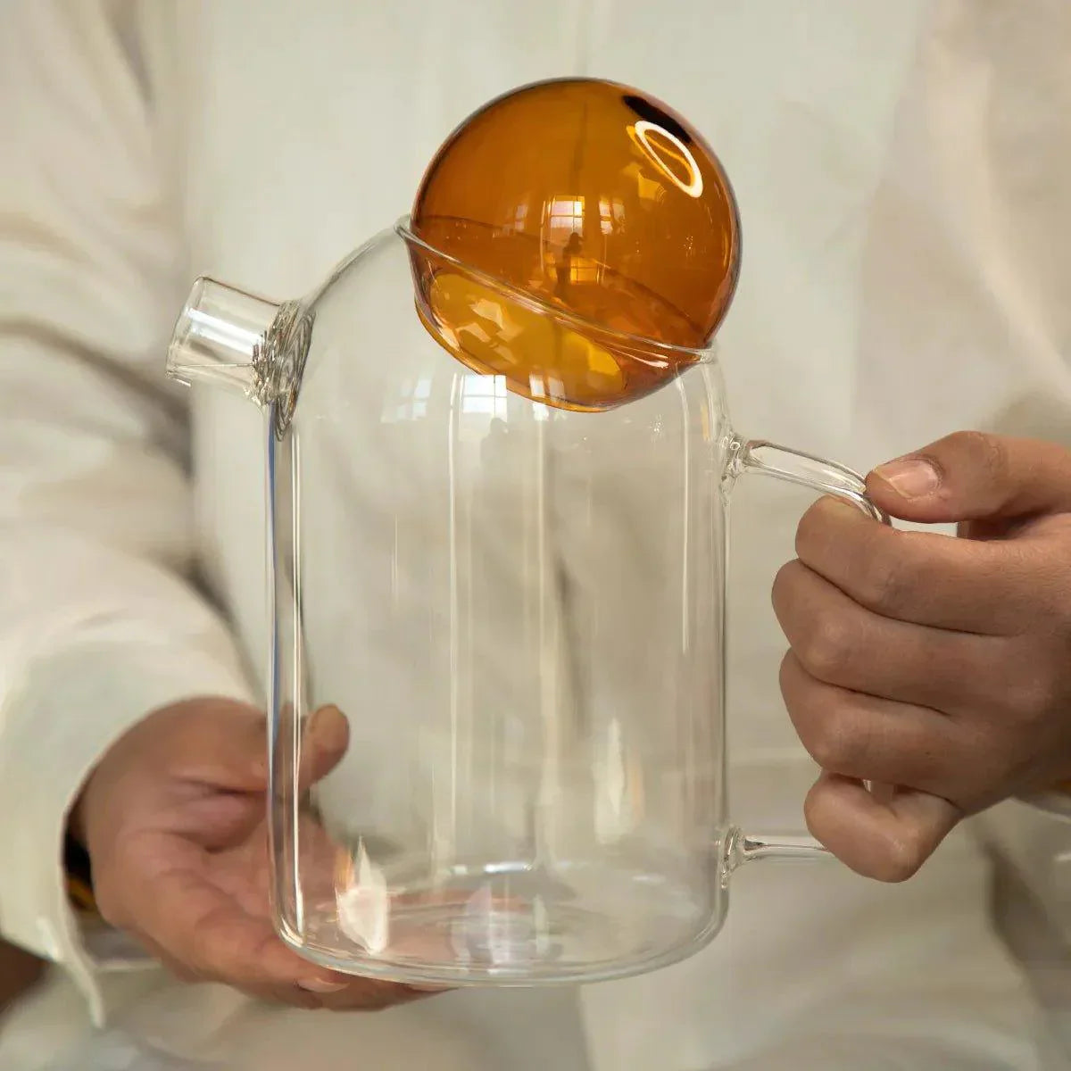 Slitstark tekanna och vattenkanna i borosilikatglas — Värmebeständigt elegant glasset