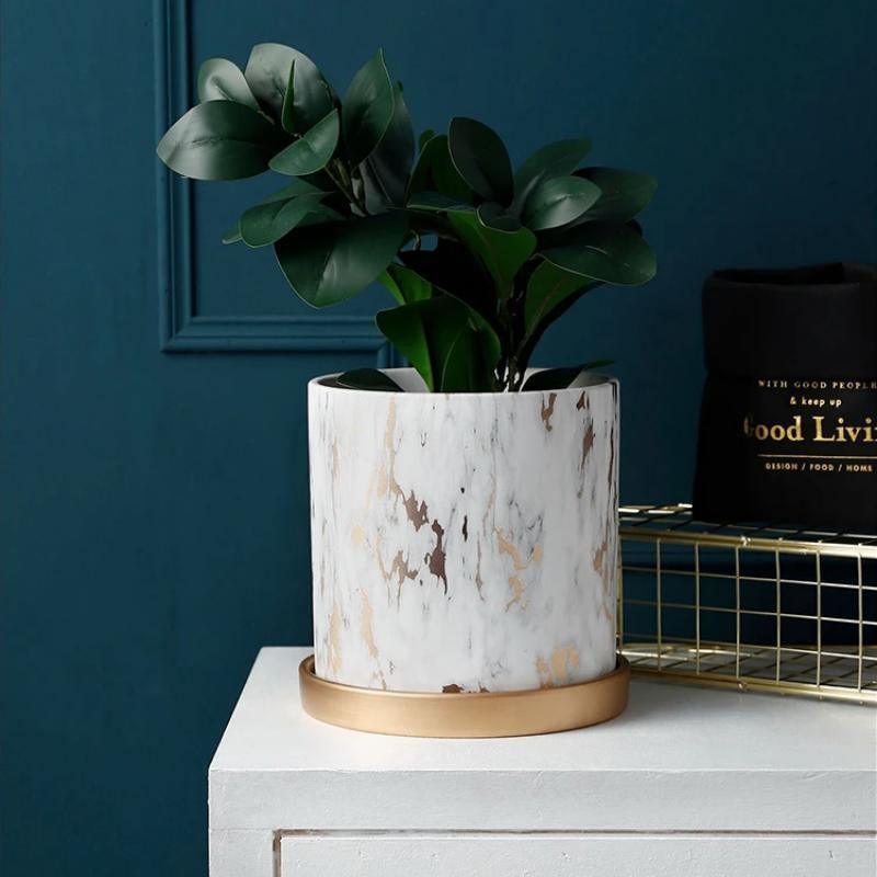 Golden Labyrint Planters Collection