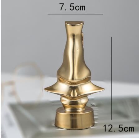 Minimalistisk guldfärgad metallkonst – Unik bord- och hylldekor