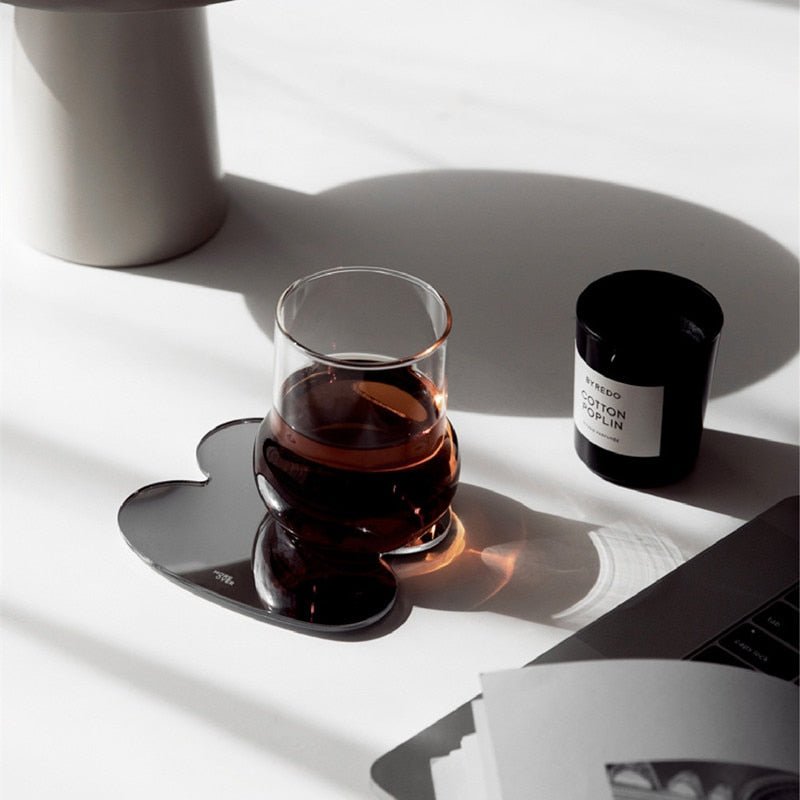 Abstrakta Spegelglasunderlägg & Bricka – Modern Dekorativ Serveringskärl