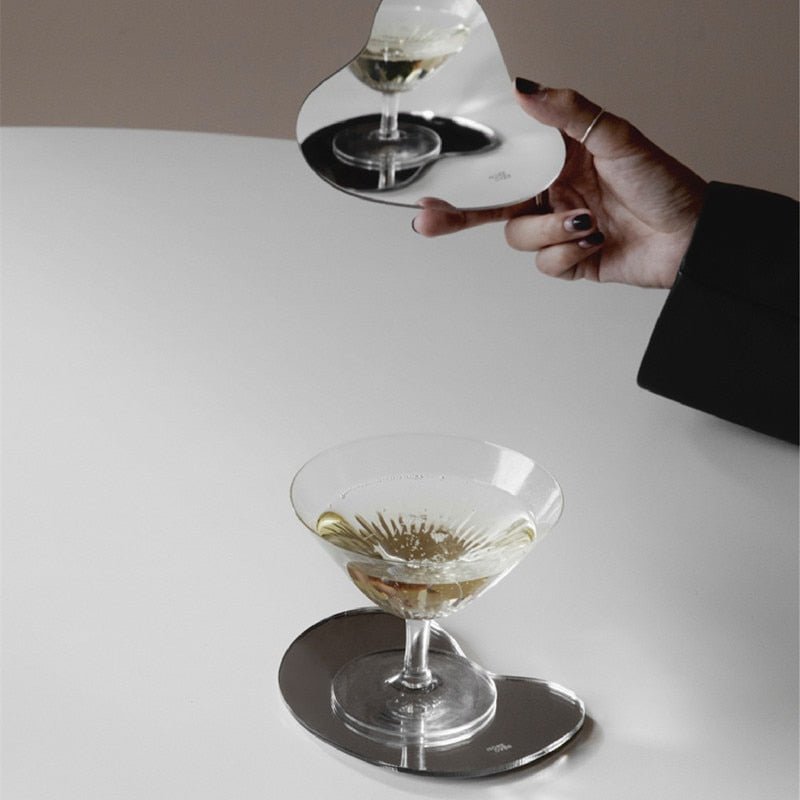 Abstrakta Spegelglasunderlägg & Bricka – Modern Dekorativ Serveringskärl