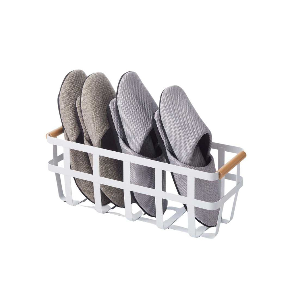 Minimalistisk korg i metall och trä – Snygg förvaring för hemmabruk