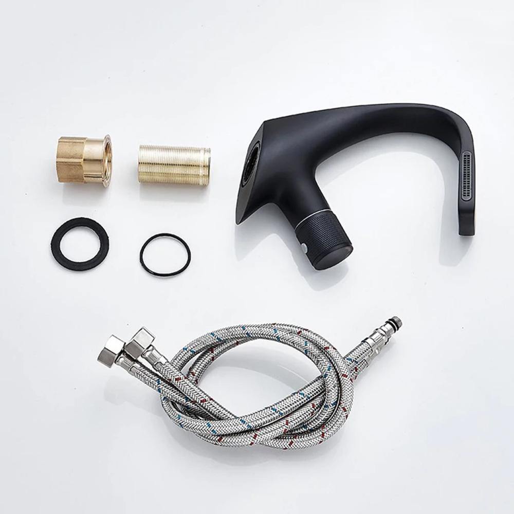 Modern tvättställsblandare – Slitstark kromblandare med ett grepp