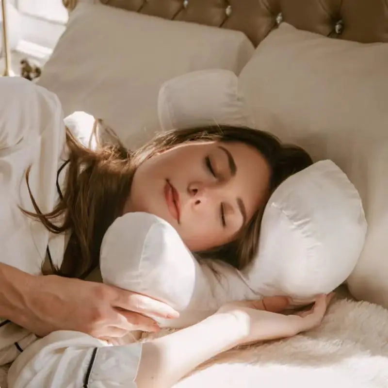 Anti-aging sovkudde – Ergonomisk design för rynkförebyggande och vilsam skönhetssömn
