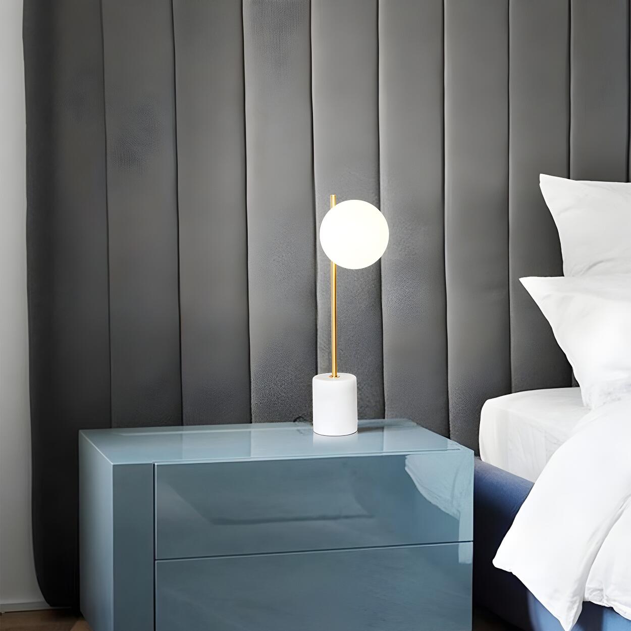 Modern marmor skrivbordslampa – Snygg klotformad skärm för stämningsbelysning