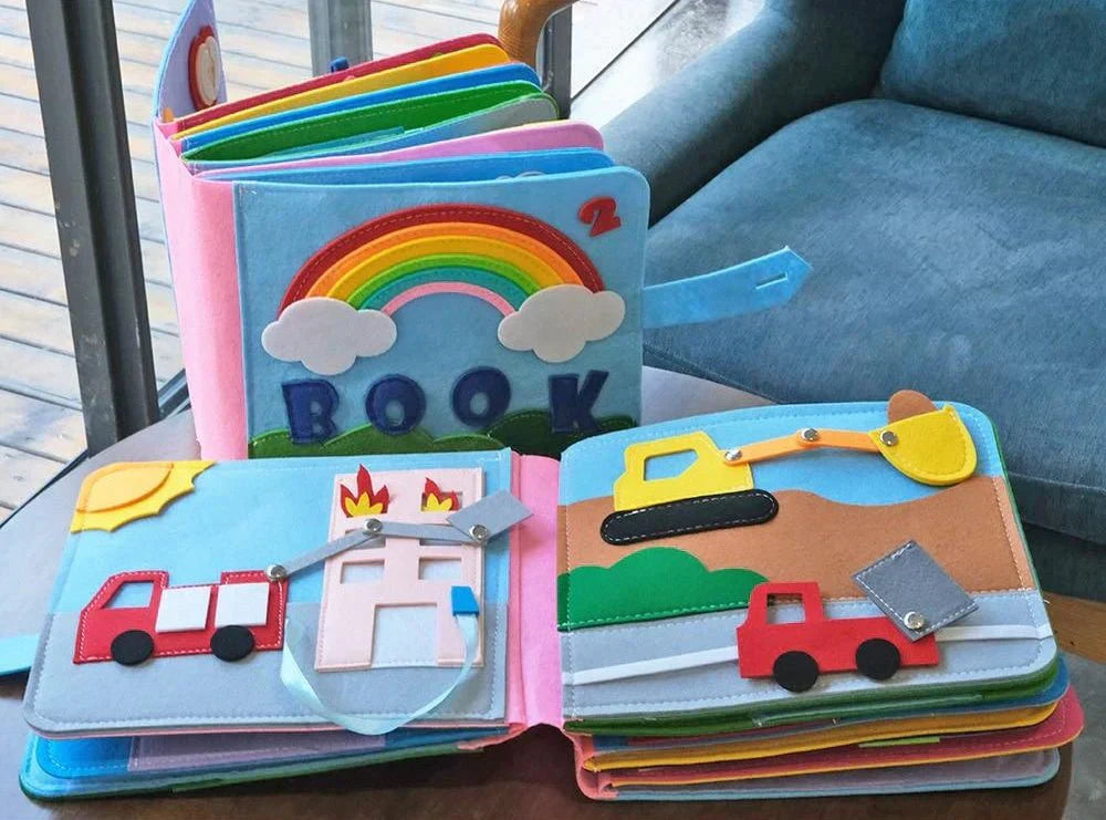 Montessori-aktivitetsbok med filt – interaktivt lärande och berättarkul för barn