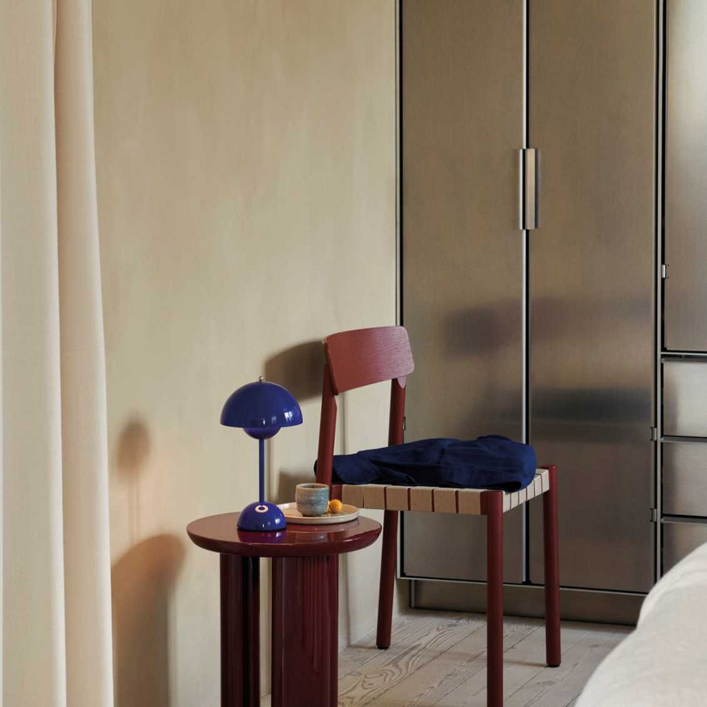 LunarGlow - LED-bordslampa för en ambient interiör