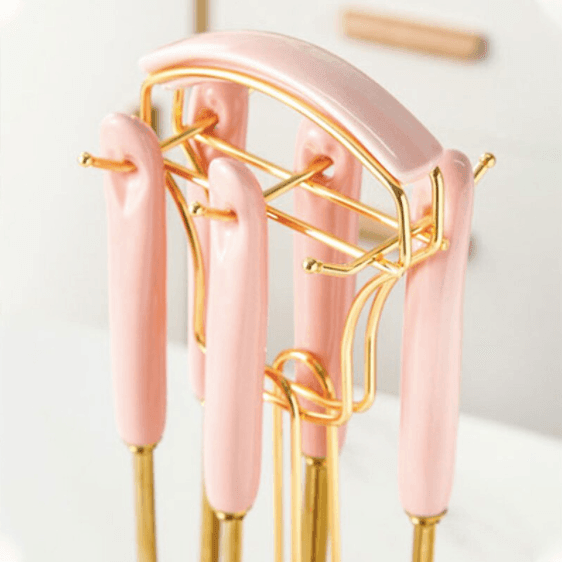 Moderna skandinaviska kokkärl i rostfritt stål - Snygga kastruller och stekpannor för moderna kök