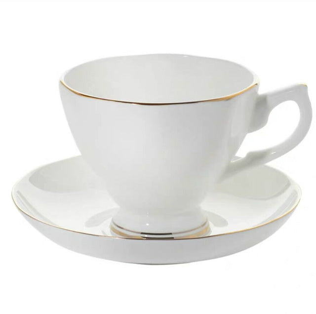 Kaffekoppar och fat Engelsk teservis