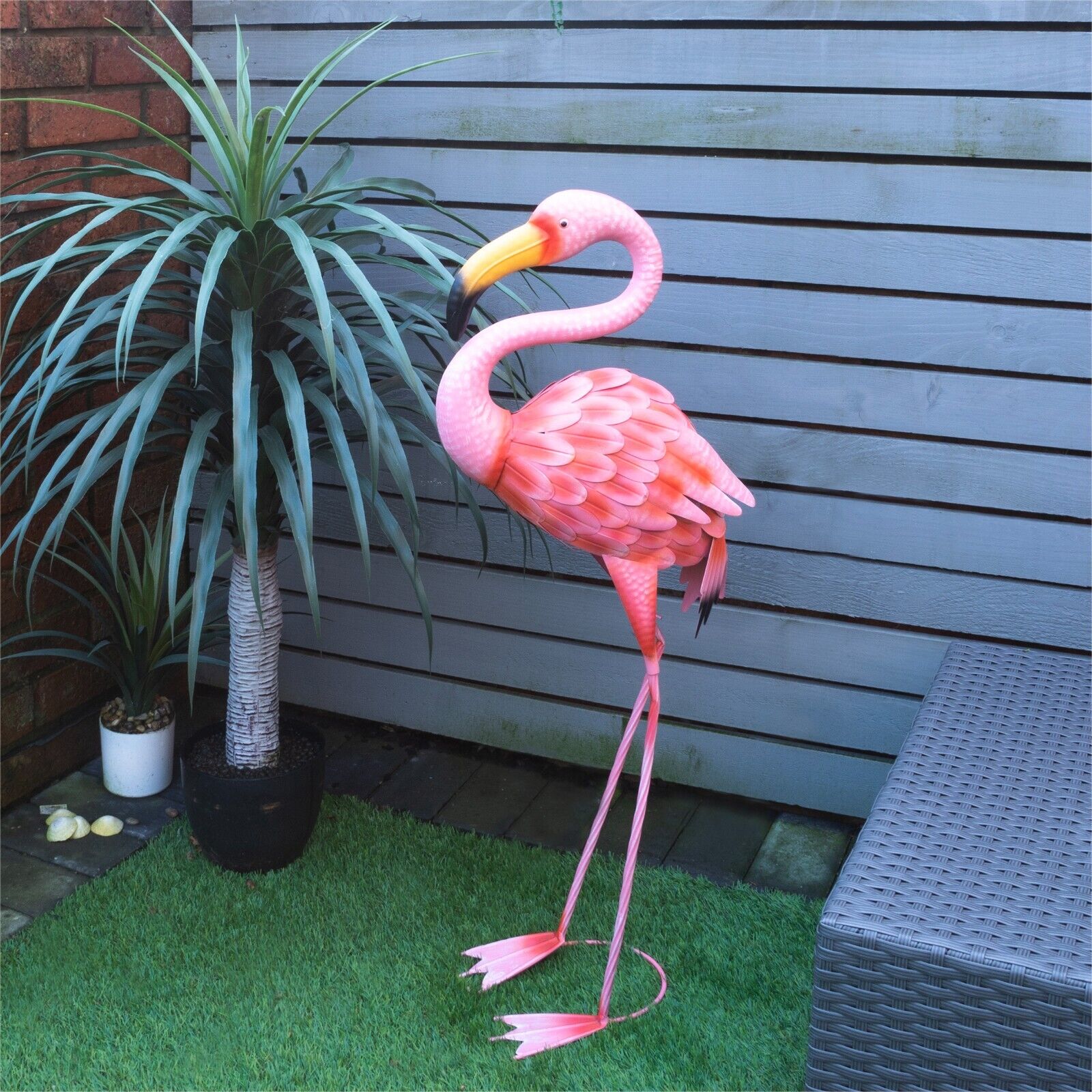 Hög rosa metallflamingostaty — 90 cm konstskulptur för utomhusbruk