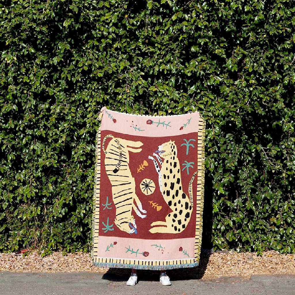 Wild Luxe Fleece-pläd – Mjuk och mysig filt med leopard- och tigermönster