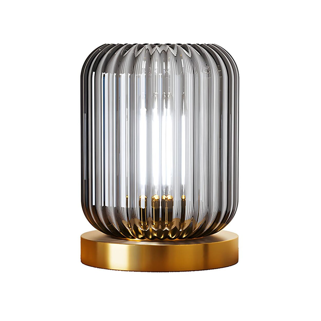 Modern geometrisk bordslampa i glas och mässing – elegant stämningsbelysning