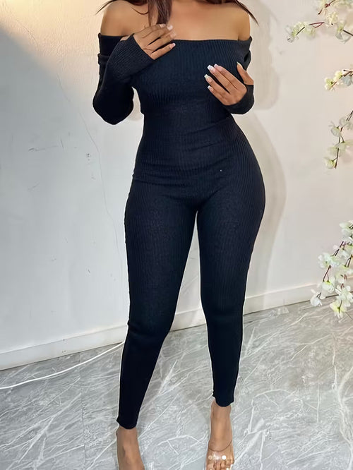 Dam Charm Off-Shoulder One Piece – Elegant, kroppsnära jumpsuit