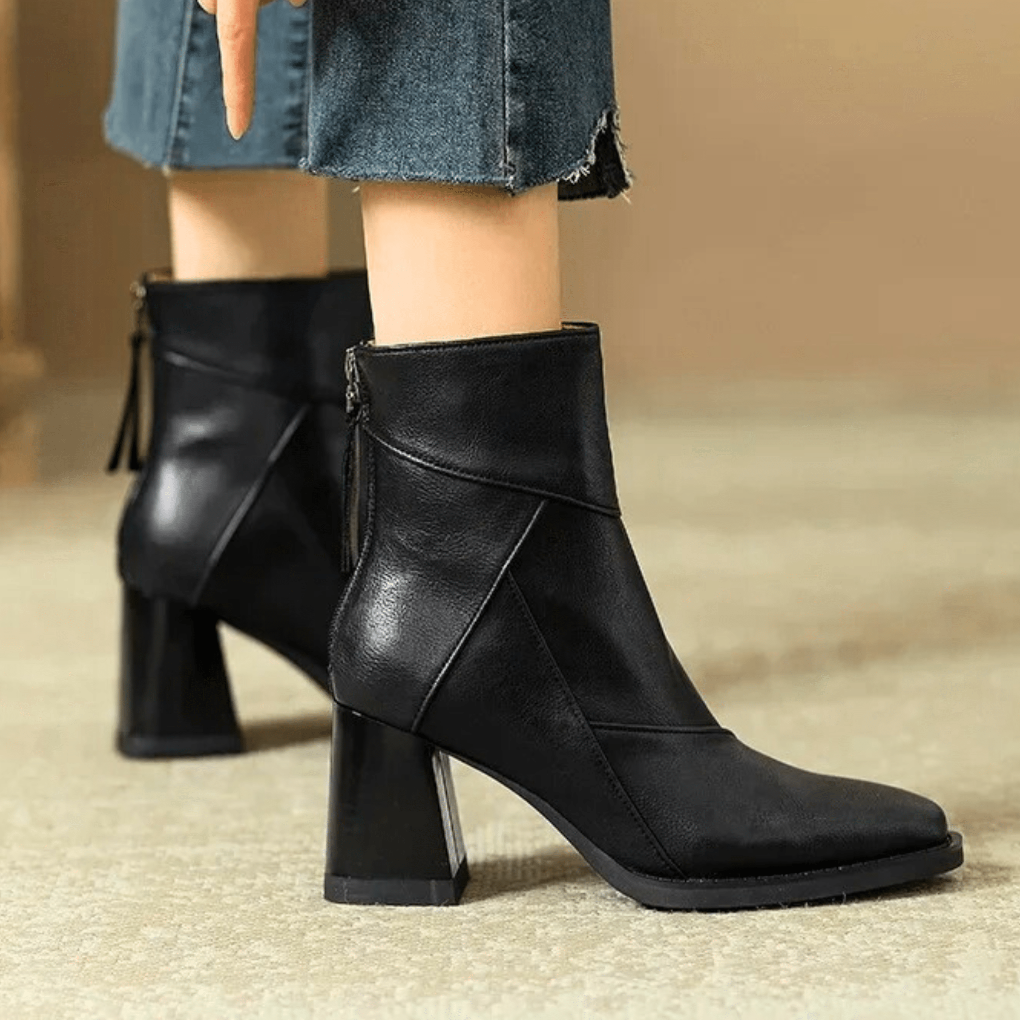 Leora | Ankelboots med dragkedja baktill och stapelhäl - Slitna korta skor
