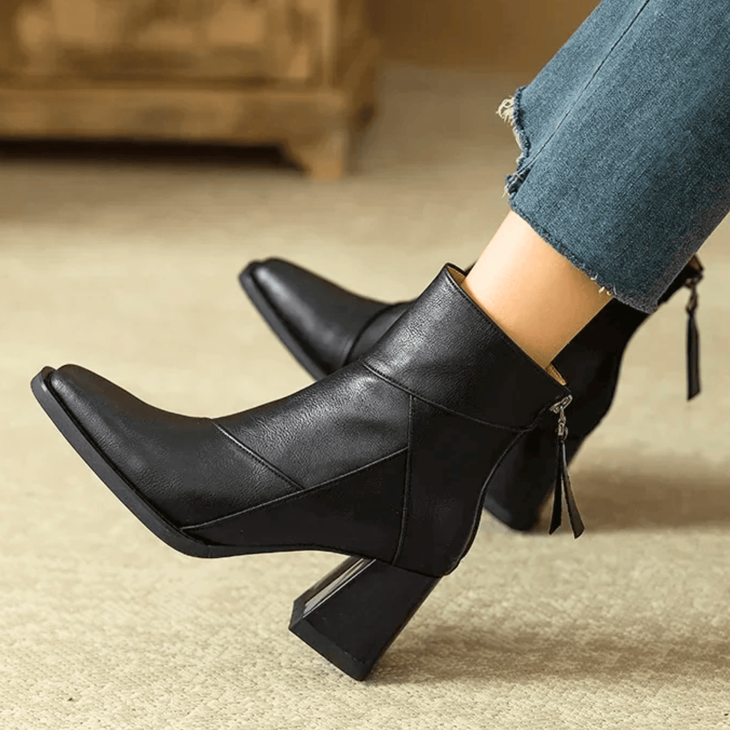 Leora | Ankelboots med dragkedja baktill och stapelhäl - Slitna korta skor