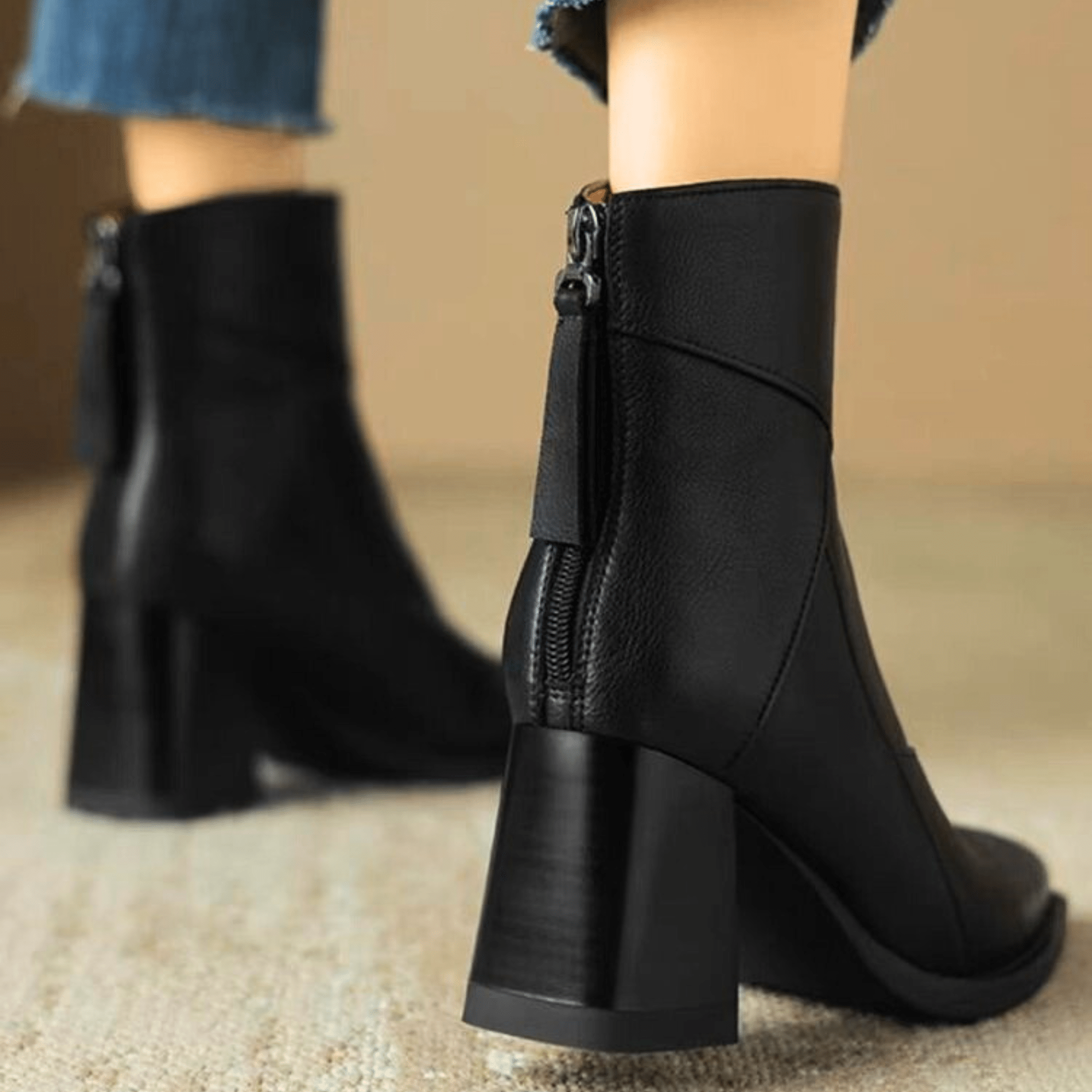 Leora | Ankelboots med dragkedja baktill och stapelhäl - Slitna korta skor