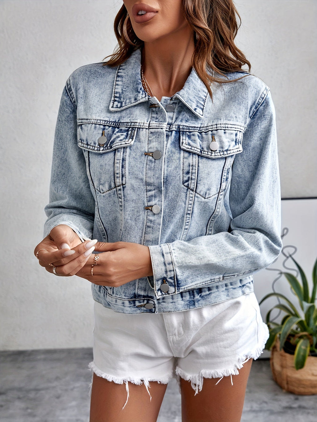 Winona | Lätttvättad jeansjacka med knappar framtill - Avslappnade ytterkläder i denim