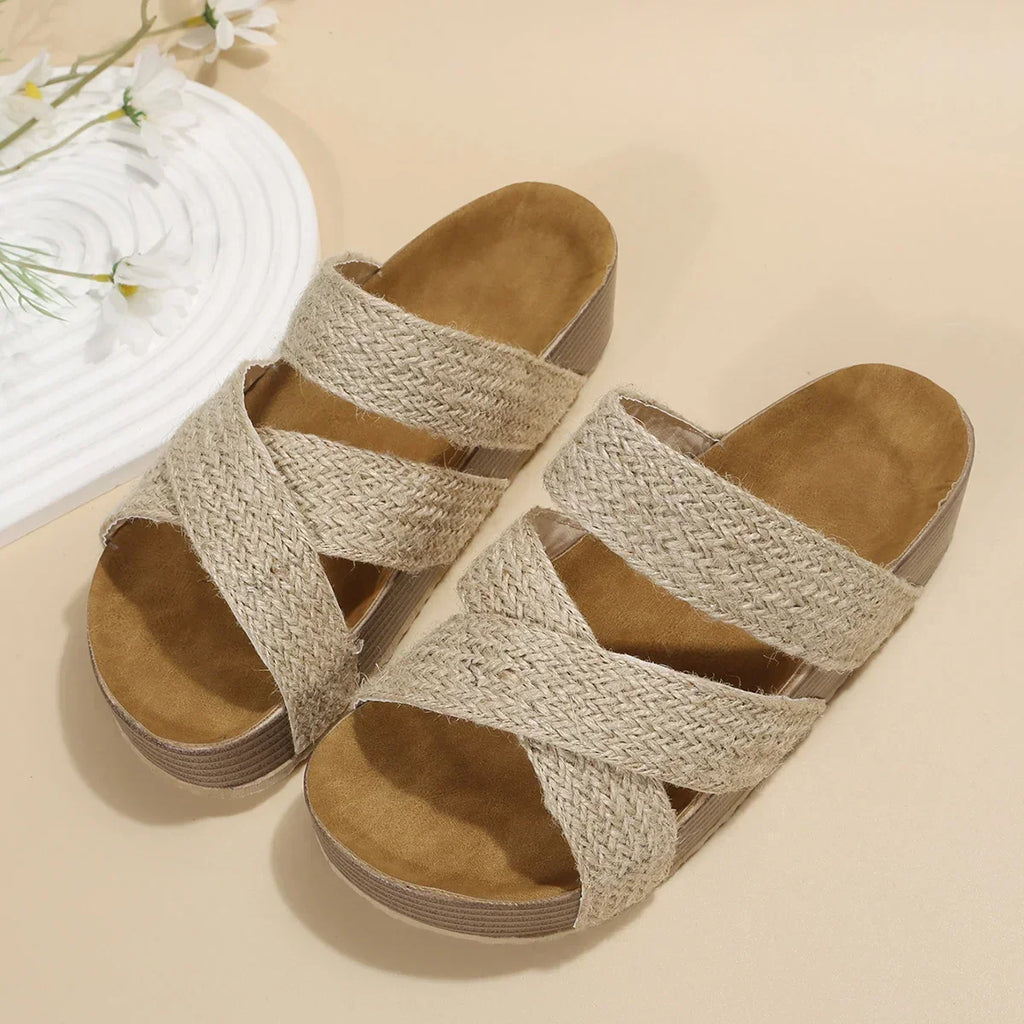 Damskor med plattformskomfort - Sommarsandaler med korsband