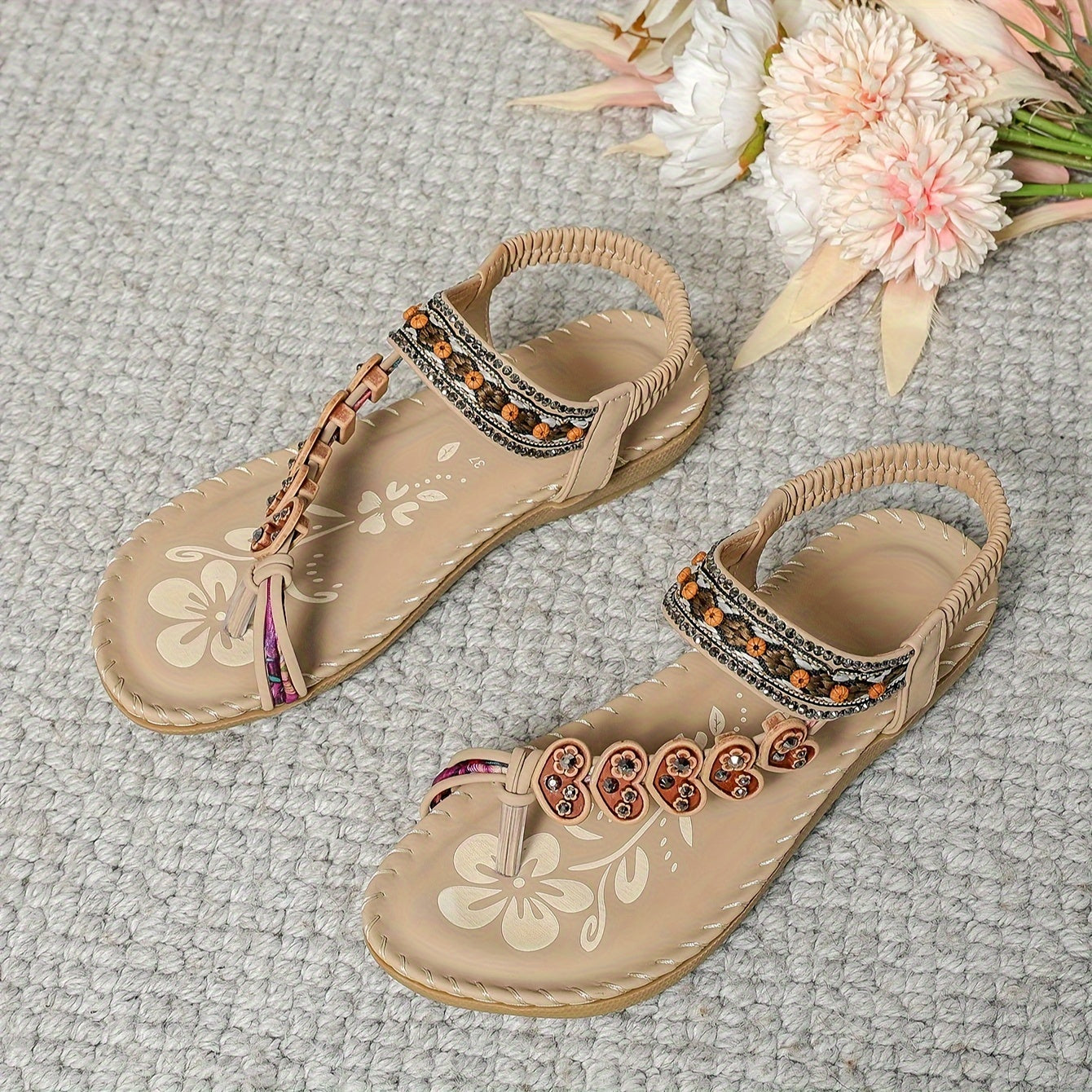 Platta sandaler i strandstil för kvinnor - Lätta slip-on-skor för semesterfirare