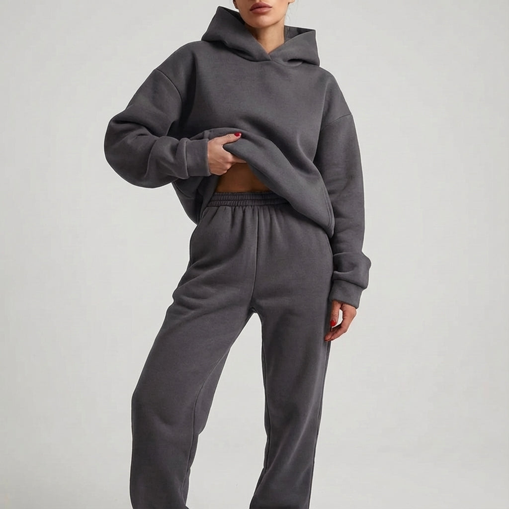 Adina | Oversized träningsoverall med huvtröja – avslappnat lounge-set i två delar