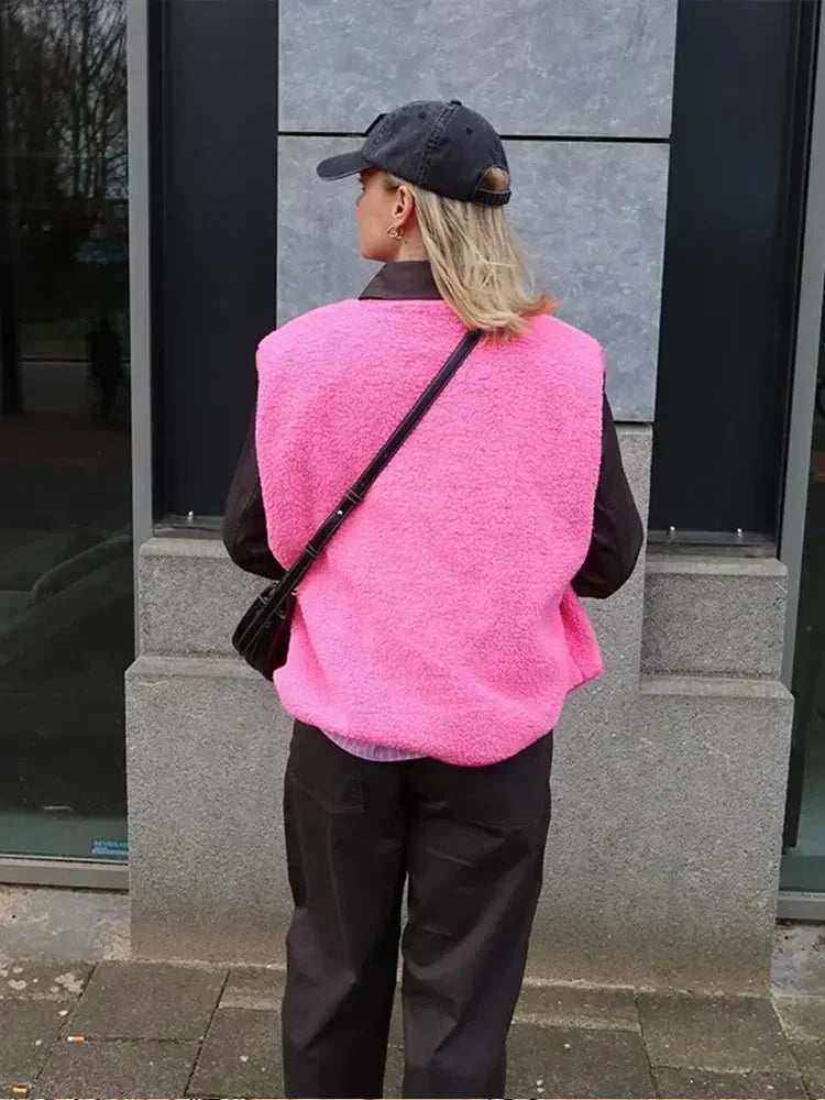 Layla | Ärmlös texturerad väst med tryckknappsknäppning - Minimalistisk lager-på-lager-klädsel