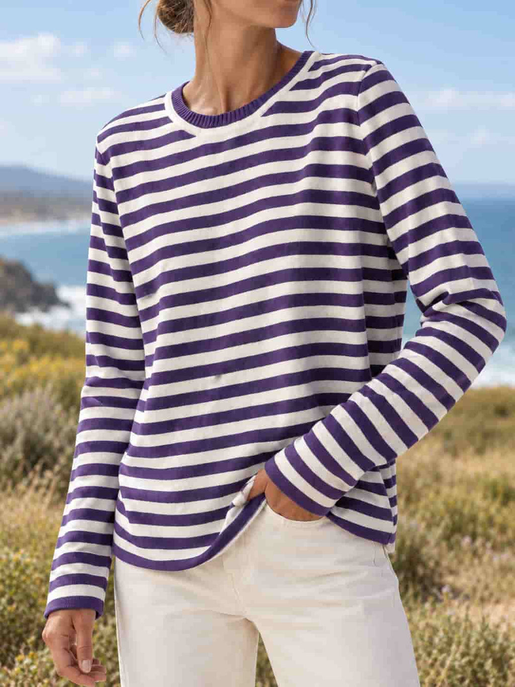 Ingeborg | Ledig sweatshirt med horisontella ränder, rund halsringning och ribbade kanter