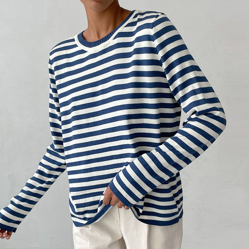 Ingeborg | Ledig sweatshirt med horisontella ränder, rund halsringning och ribbade kanter