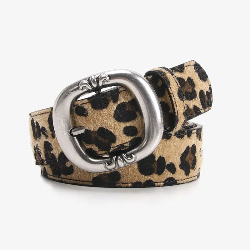 Dammidjebälte i statement-stil – Elegant accessoar med ovalt spänne