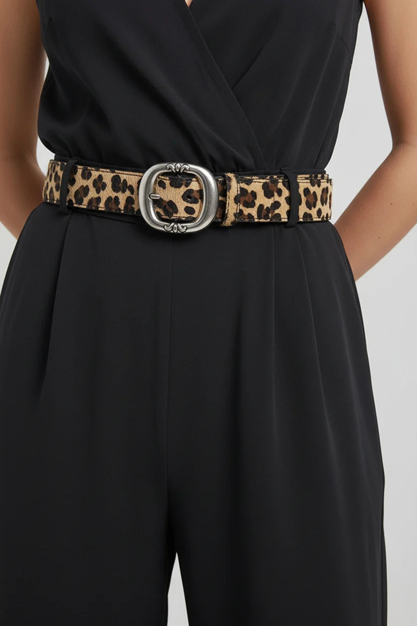 Dammidjebälte i statement-stil – Elegant accessoar med ovalt spänne