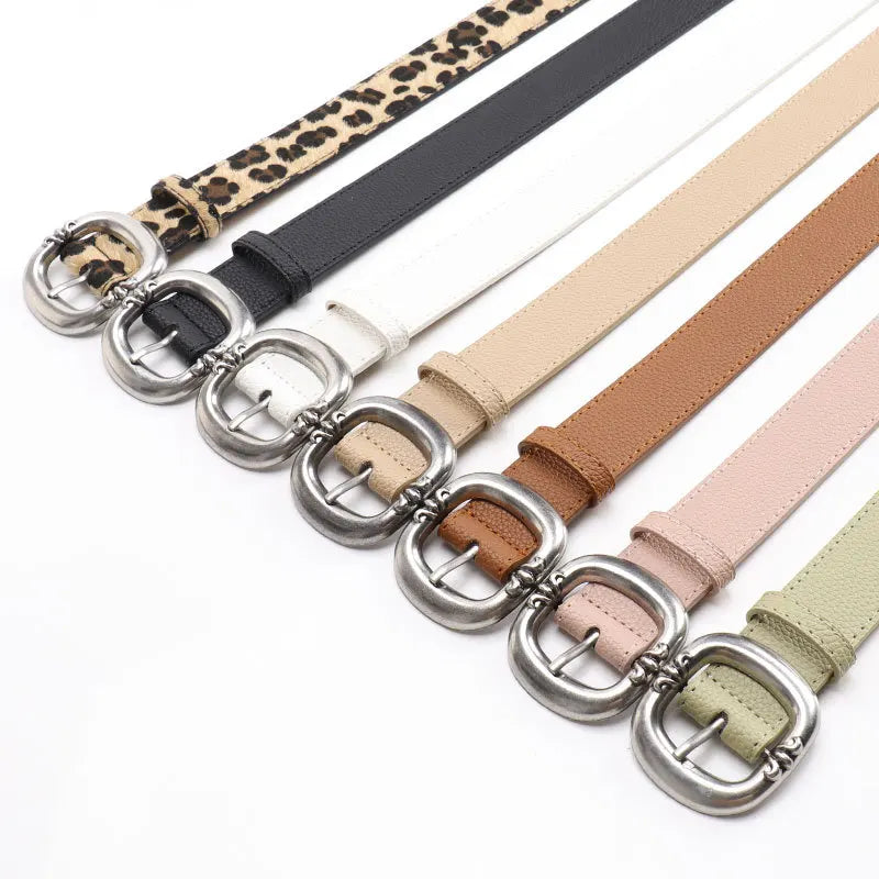 Dammidjebälte i statement-stil – Elegant accessoar med ovalt spänne